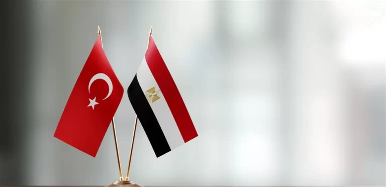 تركيا تتفوق على مصر اقتصاديا