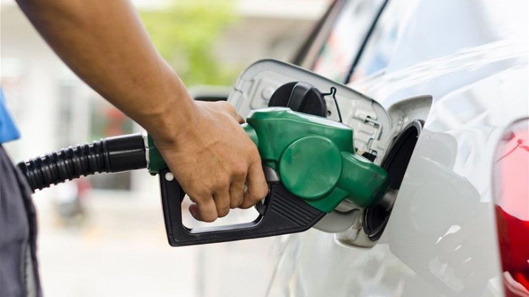 أسباب ارتفاع أسعار البنزين والمازوت في لبنان