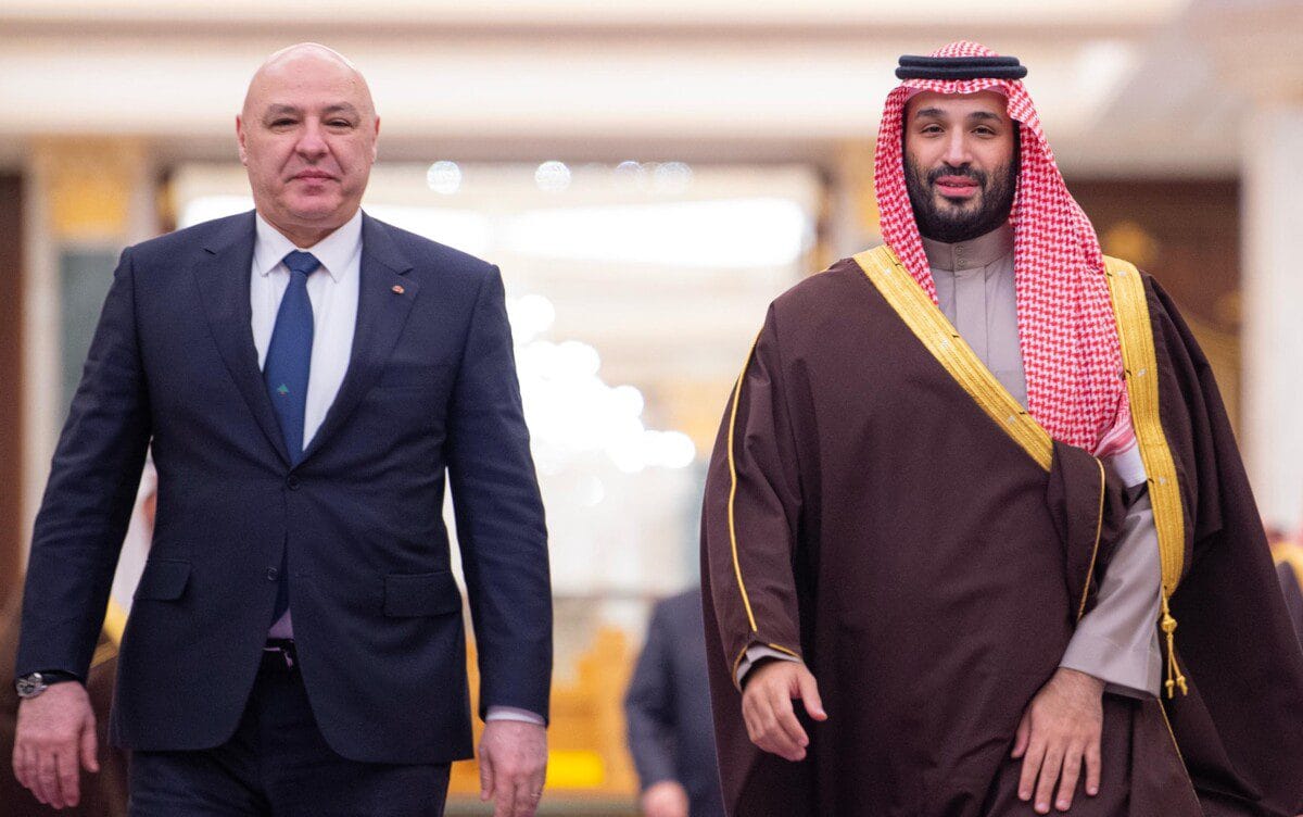 زيارة عون إلى السعودية, لبنان والسعودية, دعم المملكة للبنان, السعودية ولبنان ٢٠٢٥, العلاقات اللبنانية السعودية, زيارة رئيس الجمهورية عون إلى السعودية, تعزيز العلاقات اللبنانية السعودية, المملكة العربية السعودية, الشراكة العربية المشتركة, رفع الحظر عن سفر السعوديين إلى لبنان, تسهيل تصدير المنتجات اللبنانية, Aoun’s visit to Saudi Arabia, Lebanon Saudi relations, Saudi support for Lebanon, Saudi Arabia and Lebanon 2025, Lebanon Saudi Arabia partnership, Lebanese President Aoun visit Saudi Arabia, Strengthening Lebanon Saudi relations, Saudi Arabia, Arab partnership revival, Lifting Saudi travel ban on Lebanon, Facilitating Lebanese exports to Saudi Arabia