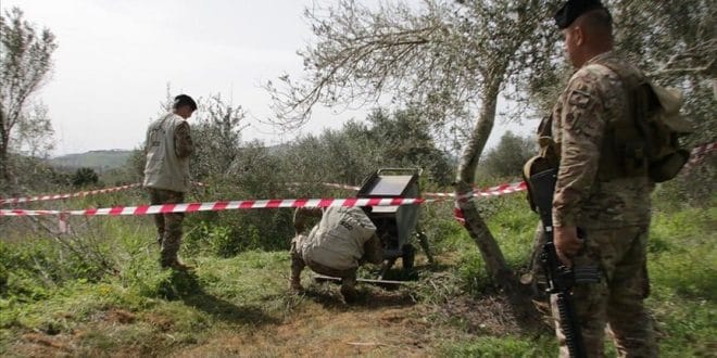 قضية الصواريخ في لبنان, حركة حماس في لبنان, القرار 1701, إطلاق صواريخ من لبنان, محكمة لبنانية, جريمة السلب بالقوة, الاعتداءات على لبنان, القاضي فادي عقيقي, تهريب الصواريخ, تهم خطيرة ضد حماس, التحقيقات العسكرية اللبنانية, موقوفين حركة حماس, الأمن اللبناني, الأمن العسكري اللبناني, صواريخ لبنان, Rocket case Lebanon, Hamas in Lebanon, Resolution 1701, rocket launch from Lebanon, Lebanese military court, armed robbery charges, attacks on Lebanon, Judge Fadi Akeeki, smuggling rockets, serious charges against Hamas, Lebanese military investigations, Hamas detainees, Lebanese security, Lebanese army operations, rockets Lebanon