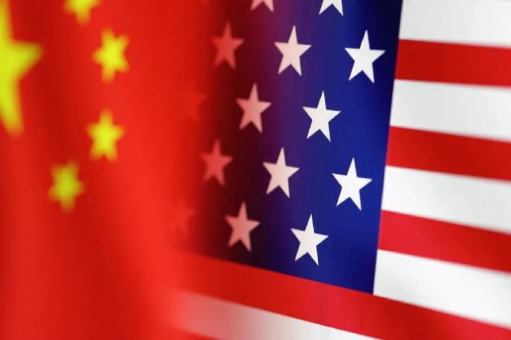 سلاح الصين السري، الاقتصاد غير التقليدي، الحرب التجارية بين الصين وأمريكا، الوظائف في الصين، تطبيقات توصيل الطعام، الاقتصاد المستقل، الصين والولايات المتحدة، الأزمات الاقتصادية، الوظائف المستقلة، العمال المستقلين، تأمين اجتماعي للعمال، منصات التوظيف الصينية، تأثير الرسوم الجمركية على الاقتصاد،China's Secret Weapon, Gig Economy, Trade War Between China and the U.S., Jobs in China, Food Delivery Apps, Independent Economy, China and the U.S., Economic Crises, Freelancers, Social Insurance for Workers, Chinese Employment Platforms, Impact of Tariffs on the Economy