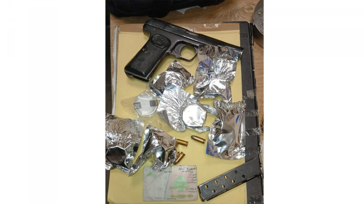 مخدرات في لبنان, مروج مخدرات في لبنان, الكوكايين في لبنان, قوى الأمن الداخلي, مكافحة المخدرات في لبنان, توقيف مروج مخدرات, الأمن اللبناني, دراجة نارية بلا لوحات, مفرزة استقصاء بيروت, غارة أمنية لبنان, أسلحة في لبنان, مسدس حربي, مكافحة الجريمة في لبنان, ترويج المخدرات, المخدرات في بيروت, الأمن اللبناني 2025, المخدرات والأسلحة, ضبط المخدرات, الأمن الداخلي لبنان, الحوادث الأمنية لبنان,Drug dealer in Lebanon, cocaine in Lebanon, Internal Security Forces, Lebanese security forces, drug trafficking Lebanon, drug arrests Lebanon, Lebanese police, drug operations Beirut, weapon confiscation Lebanon, security crackdown Lebanon, handgun seizure, drug law enforcement, crime control Lebanon, illicit drugs Lebanon, trafficking operations Lebanon, security operations in Lebanon, Beirut crime news, narcotics Lebanon, illegal firearms Lebanon, criminal activities Lebanon, anti-crime in Lebanon