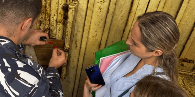 مصلحة الاقتصاد في الشمال تُغلق محلًا غذائيًا في طرابلس بسبب مخالفات صحية خطرة 999999999978456798467984974978469496333333