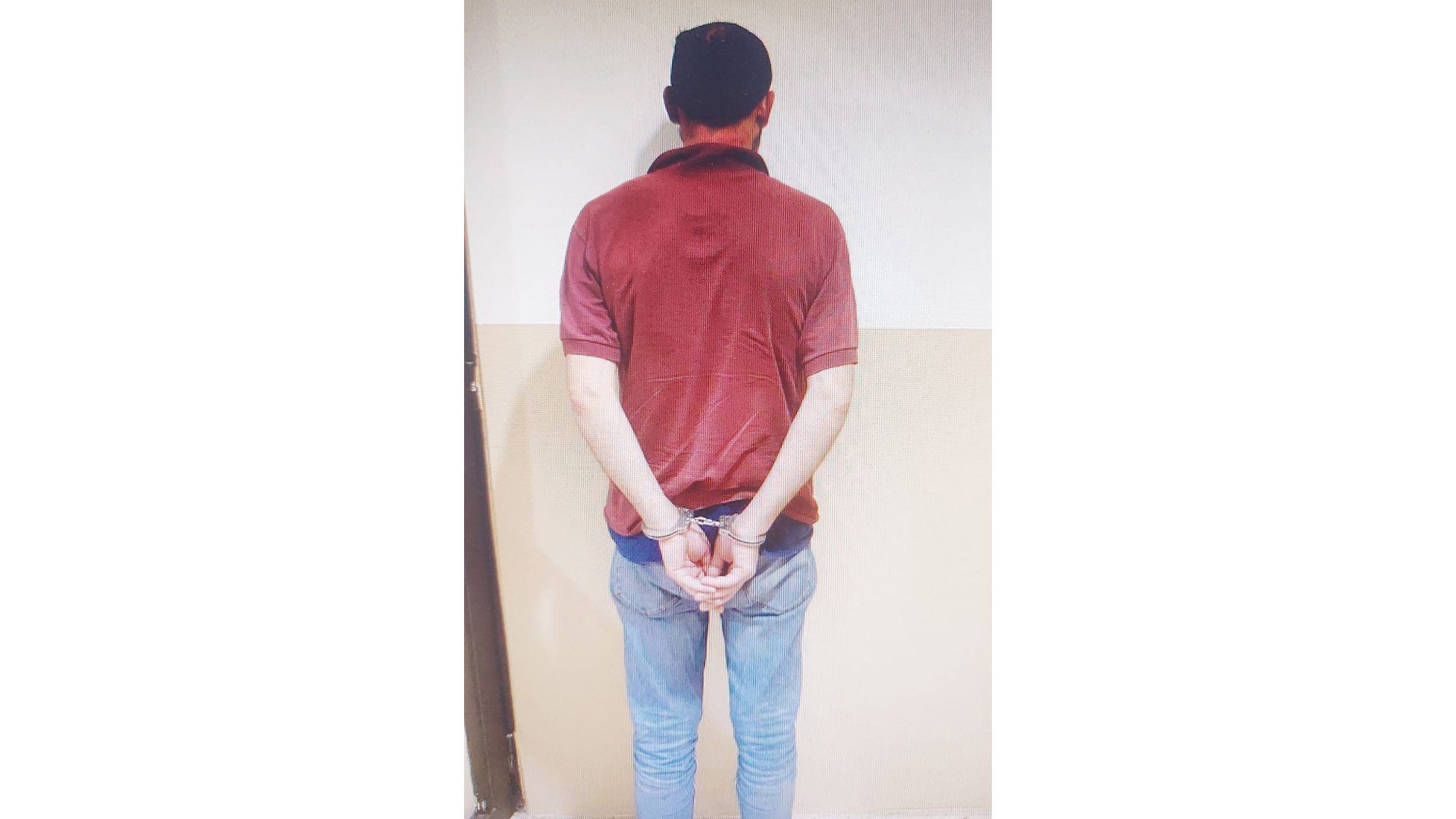 سرق عشرات المواطنين بذهبٍ مغشوش محتال في قبضة الأمن